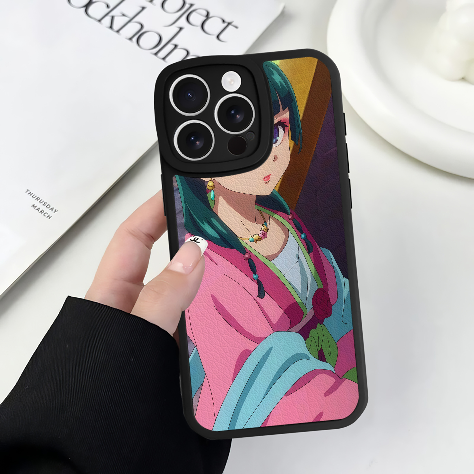 薬屋のひとりごと The Apothecary Diaries 【iPhone 16シリーズ対応】シリコンスマホケース（レザー調） 材質：シリコン